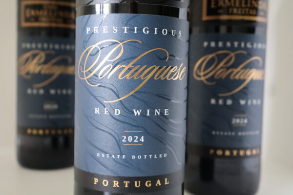 champagne en wijnen de blender Casa Ermelinda Prestigious Potuguese Red Wine