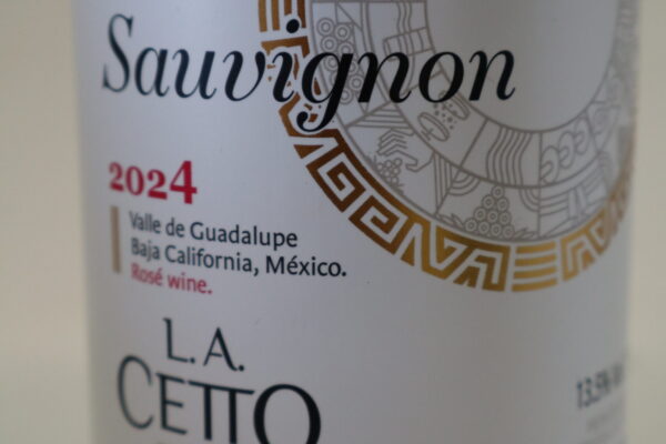 champagne en wijnen de blender L.A. Cetto cabernet Sauvignon Rosé
